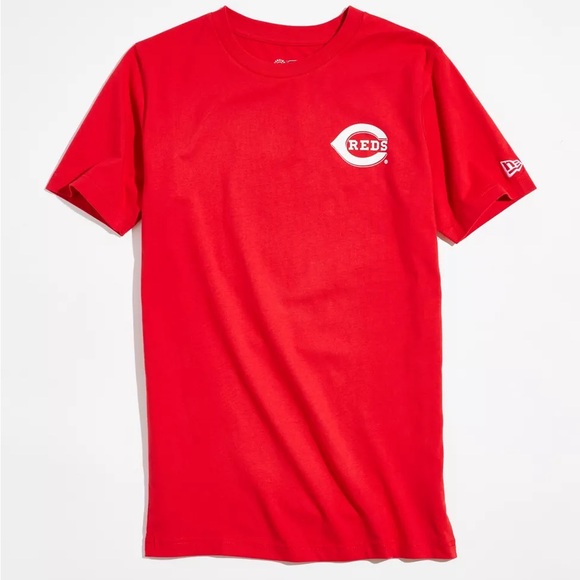 New🌟Urban Outfitters-New Cincinnati Reds MLB Fish Tee - Picture 3 of 5